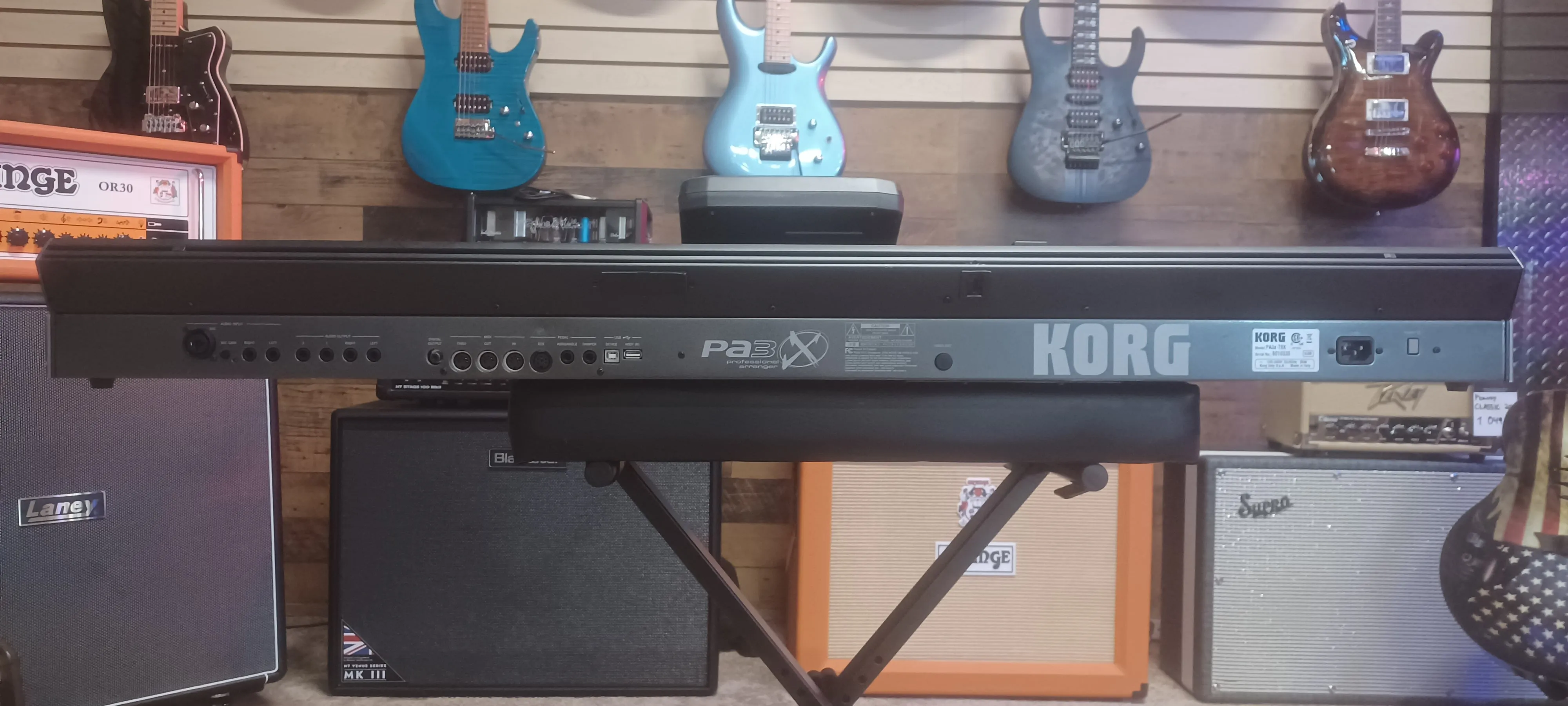 Korg PA3X Professional Arranger - 76 Keys (USED)