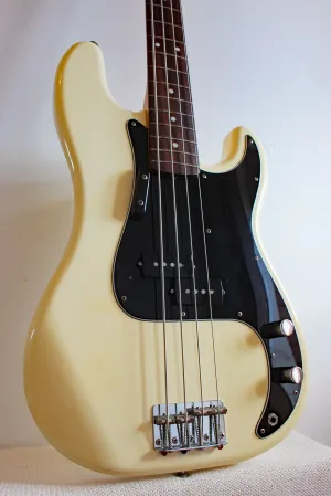 Used Fender Precision Bass '70 Reissue Vintage White